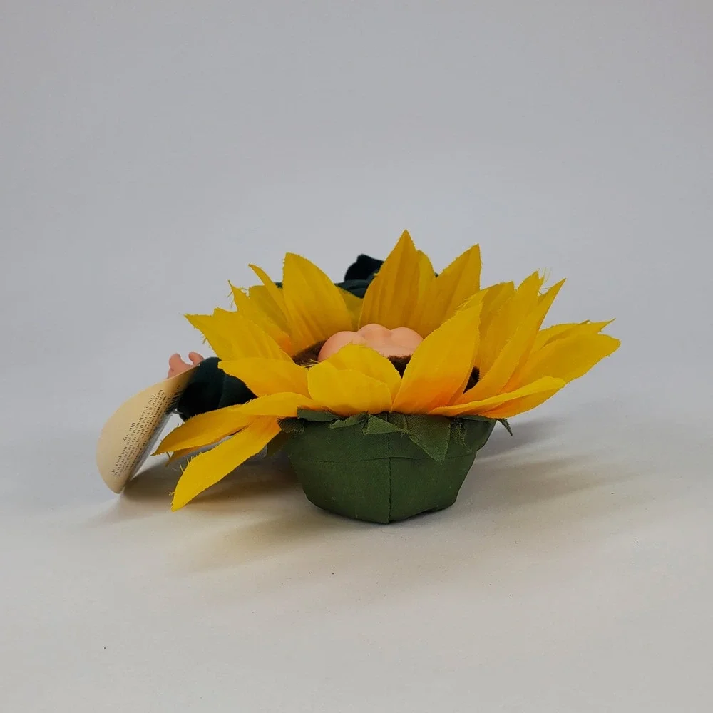 Anne Geddes Baby Sunflowers Plush Bean Filled Collection Doll 1999 Unimax 9 inch